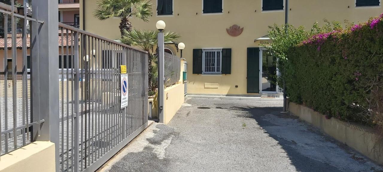 Appartamento La Spiaggia Bordighera Eksteriør billede