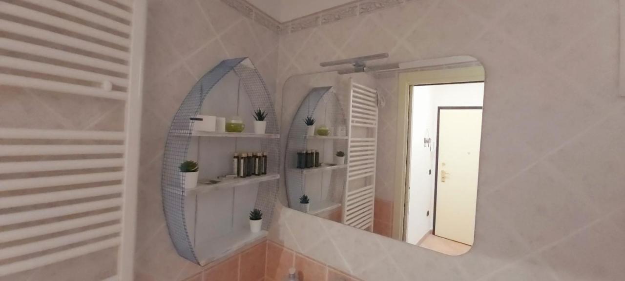 Appartamento La Spiaggia Bordighera Eksteriør billede